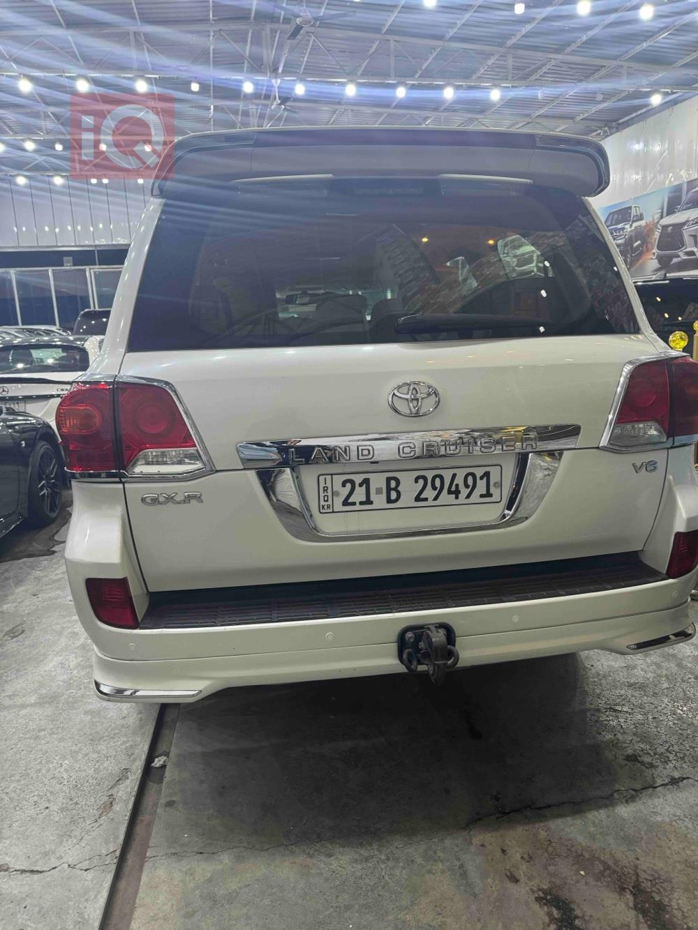 Toyota Land Cruiser